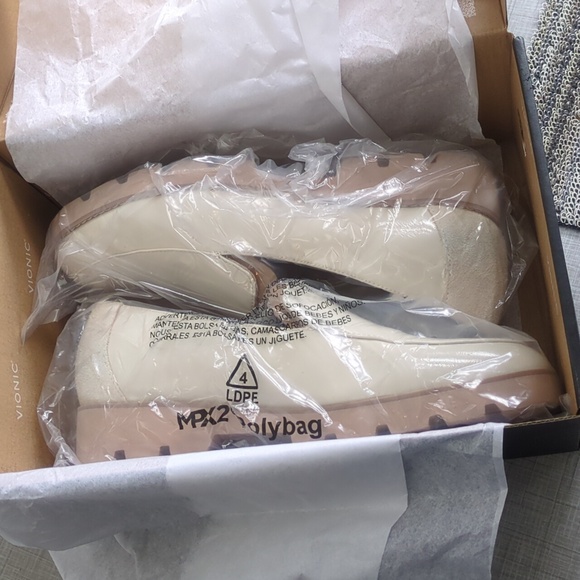 Vionic Kensley Patent Loafers - Picture 10 of 10